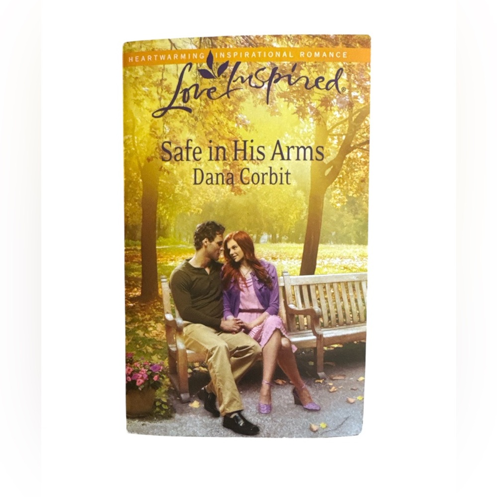 Harlequin Love Inspired Safe in His Arms Romance Paperback Book
